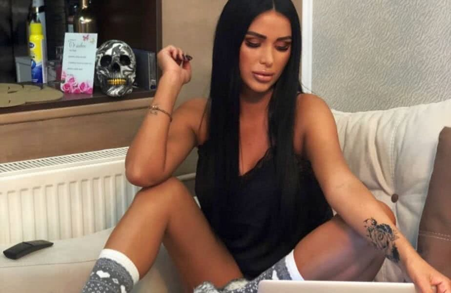 Daniela Crudu, o adevărată bombă sexy