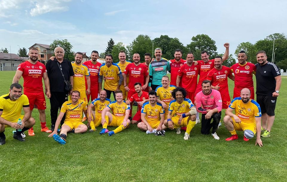 Echipa de fotbal a artiștilor