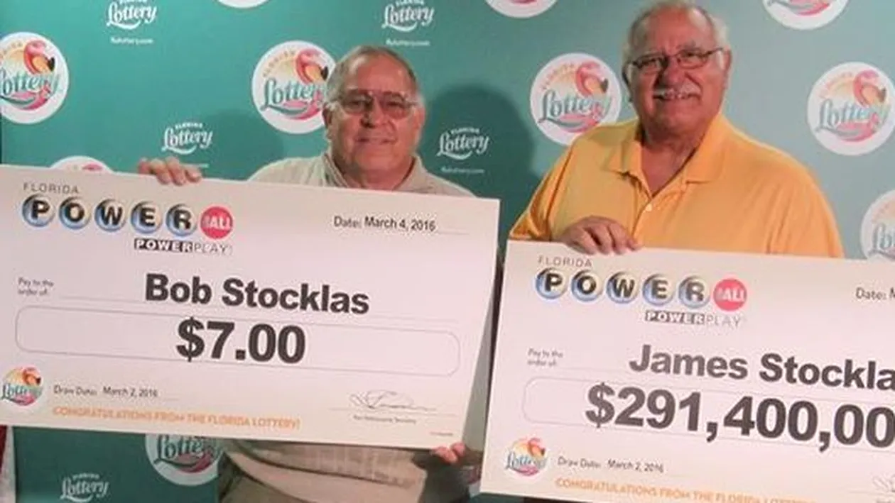 Noroc în lanţ: doi fraţi din Florida au câştigat în acelaşi timp la loterie!