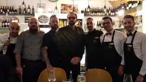 Nicolas Cage, impresionat de mâncarea din România. A cerut supliment la mămăliguța cu brânză și smântână