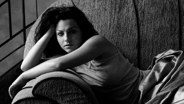 O imagine de 1 milion de likeuri! O cantareata celebra a nascut primul ei copil: Puiul nostru mic e aici