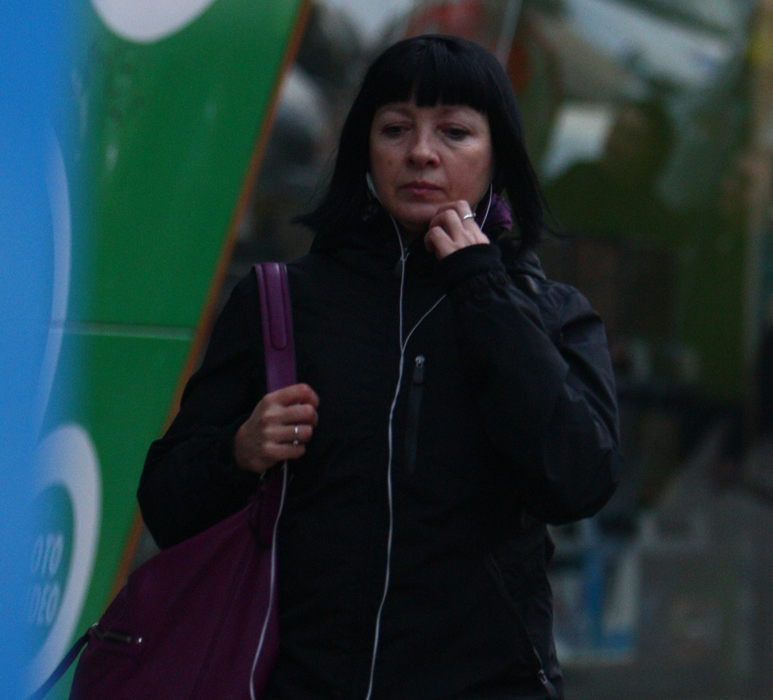 Are sau nu perucă?! Primele imagini de paparazzi cu Neti Sandu. Misterul a fost elucidat: cum arată în realitate părul horoscopistei de la Pro TV