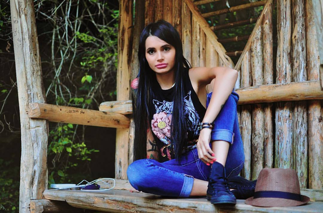 Şoc în lumea mondenă! Este oficial: Diana şi Aurel de la „Insula iubirii” formează un cuplu