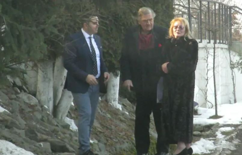 Cum arată și cu ce se ocupă soția lui Florin Piersic. Anna Török și marele actor sunt căsătoriți de peste 3 decenii