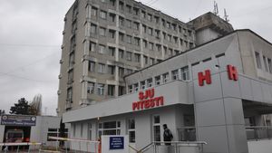 Tragedie în Argeș. S-a prăbușit de la etajul șase al Spitalului Județean Pitești