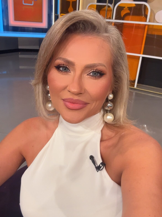 Mirela Vaida, replică vehementă după ce fanii i-au criticat comportamentul: „Da, sunt isterică!”