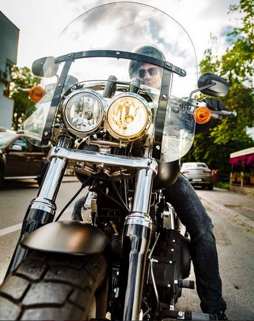 Omer Tetik şi Harley-ul său