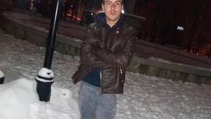 Un tânăr din Vaslui a anunţat pe Facebook că se sinucide ca să facă rost de Like-uri: „Rugaţi-vă pentru mine‘’