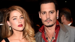Este oficial. JOHNNY DEPP şi AMBER HEARD divorţează după doar 15 luni de căsnicie 