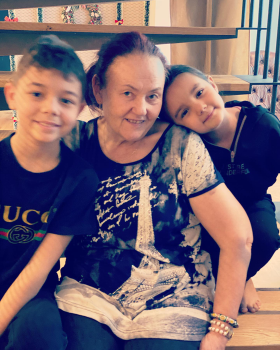Cum arată mama lui Cătălin Măruță. Prezentatorul a postat mai multe fotografii „Bunătatea întruchipată”