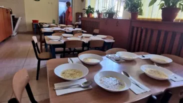 Lista alimentelor găsite în casa directoarei creșelor din Ploiești. Ascundea mâncarea în pod și în beci