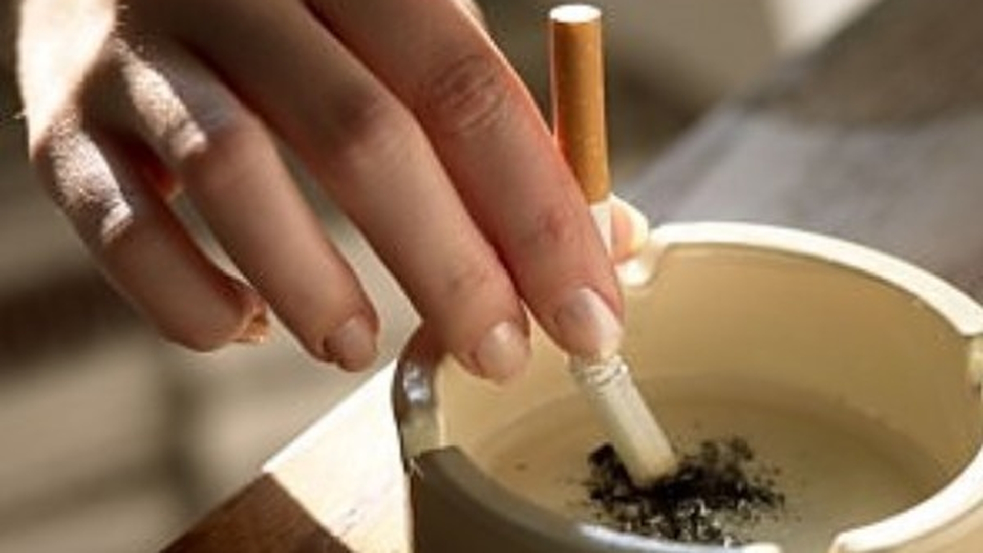 ”Recoltă” de amenzi la legea antifumat!  S-au strâns aproape 187.000 lei
