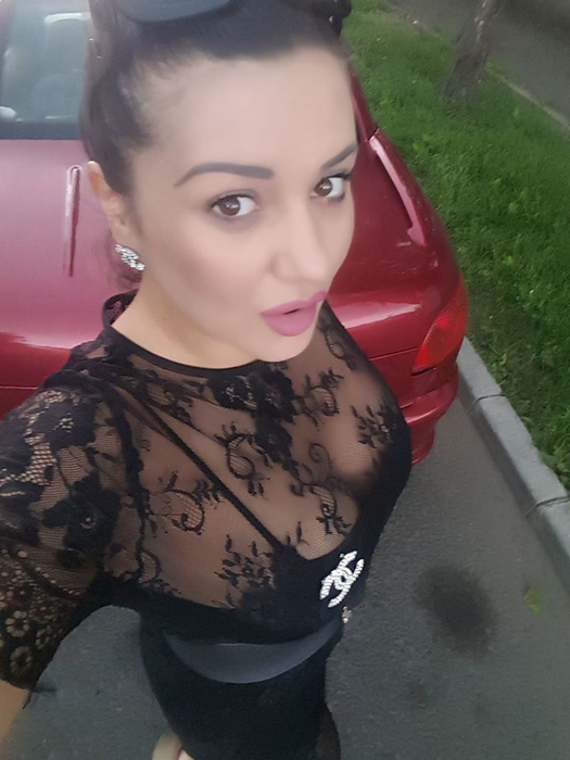 După ce a slăbit, BIANCA RUS s-a afişat în costum de baie! Uite cum arată cu adevărat vedeta