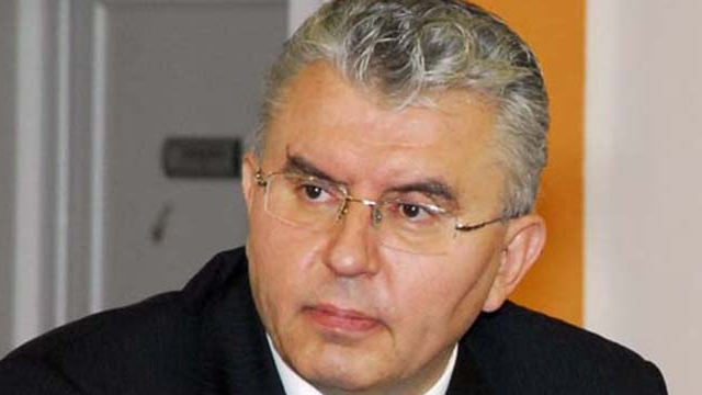 Se marita fata mea, ii da tata tot ce vrea! Cum arata tacamul de nunta al uneia dintre cele mai bogate foste domnisoare din tara