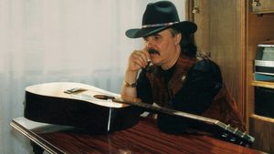 Veste tragică în lumea muzicii folk. Cunoscutul cântăreț Iurie Sadovnic s-a sinucis