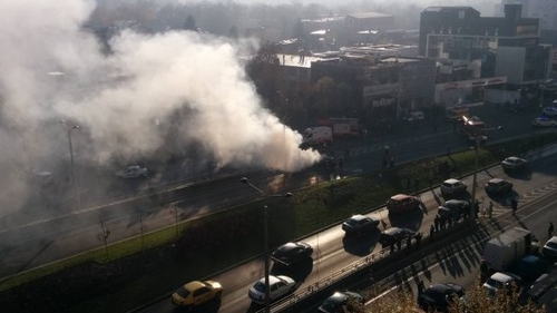 Explozie in Bucuresti! Norii de fum au panicat mai multi oameni