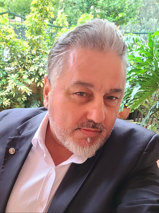 Victima ”avocatului Casanova”, declarații în premieră după ce s-a aruncat de la etajul 15 și a supraviețuit miraculos: ”Nu sunt bine!”