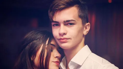 Tânărul de 19 ani, care a dispărut după ce a încercat să se spânzure cu cablul de la telefon, a fost găsit! Cum l-au descoperit părinţii