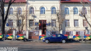 S-a deschis Targul "Oferta Educationala" pentru viitorii elevi de liceu!