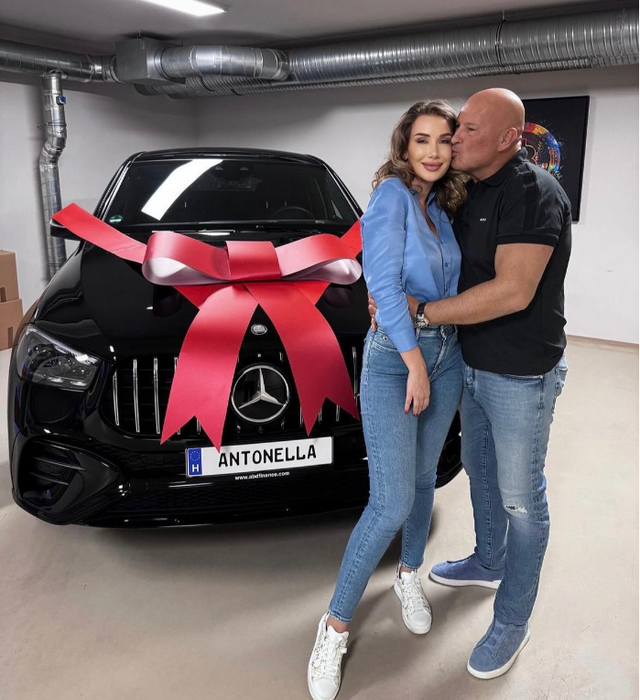 Arpad Paszkany, cadou de sute de mii de euro pentru mai tânăra sa iubită /Foto: Instagram