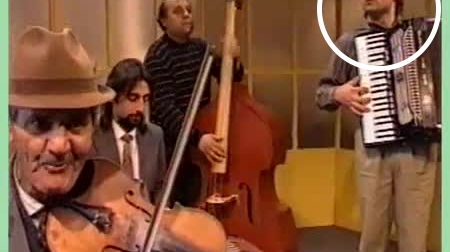 Imagini de colectie cu Ionita de la Clejani. Vezi cum arata sotul Vioricai in urma cu 20 de ani, la putin timp dupa nunta!
