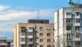 Ce a putut să facă un român în scara blocului, chiar la ușa apartamentului său. Cineva a pozat totul și a arătat dovada