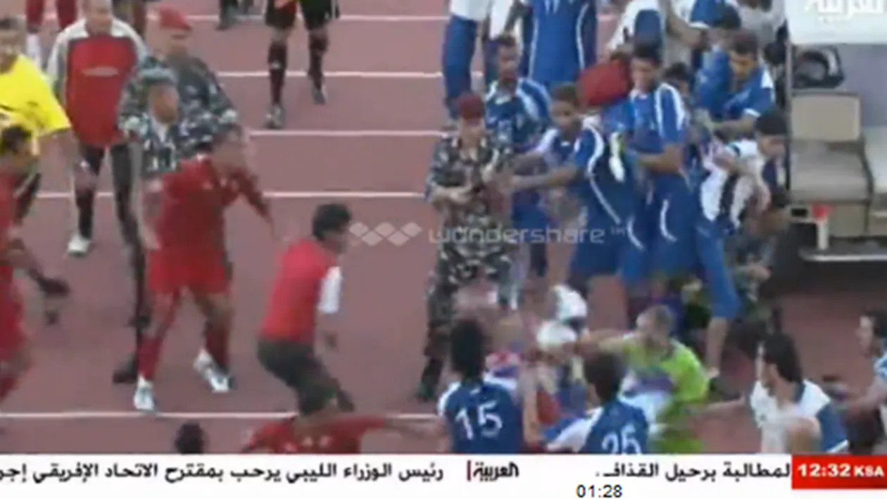 Numai mitralierele i-au despartit! Meci de fotbal incheiat cu focuri de arma