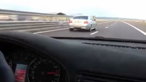 Un şofer a murit in timp ce FILMA viteza cu care circula!