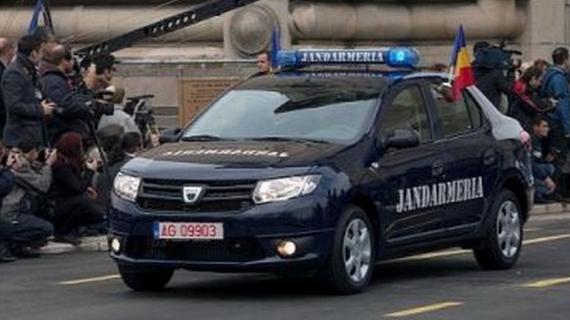 1 DECEMBRIE: 10.000 de politisti mobilizati pentru evenimentele de 1 Decembrie din Capitala si 34 de judete