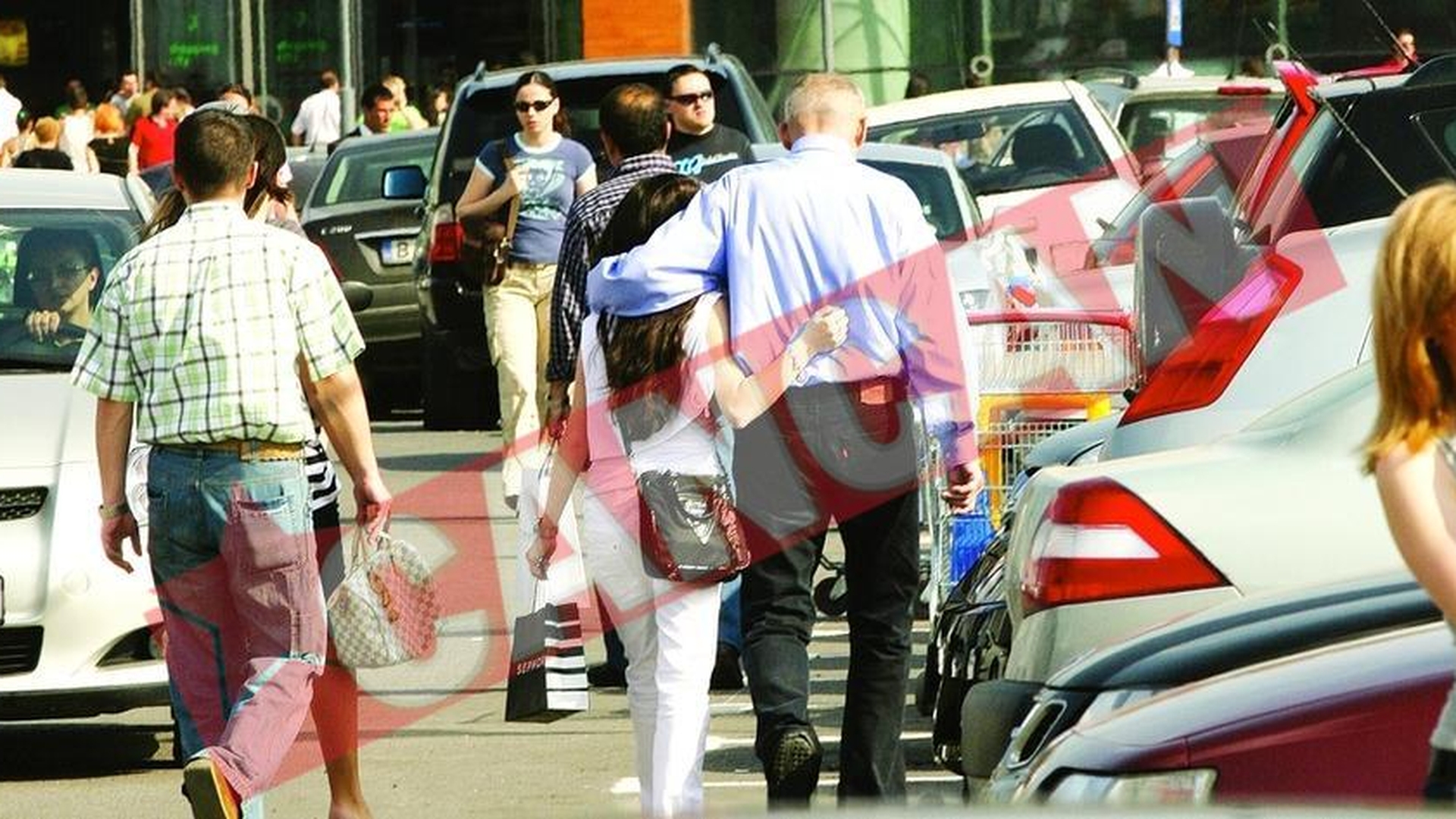 Sorin Oprescu a iesit cu familia la mall