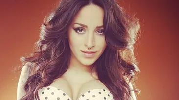 Ruby face misto de propria persoana! Vezi aici ce obiect din vestimentatia cantaretei a starnit mare valva pe internet