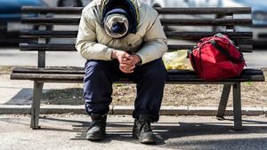 Si-a pierdut buletinul în 2003, iar peste 20 de ani s-a trezit că are datorii de peste 800.000 de euro. Povestea incredibilă a unui român din Vâlcea, stabilit în Italia