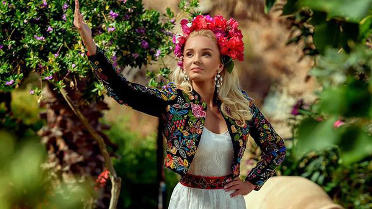 MARIA CONSTANTIN reacţionează după ce a fost acuzată de furt:”Dacă te bagi în albia de porci…“