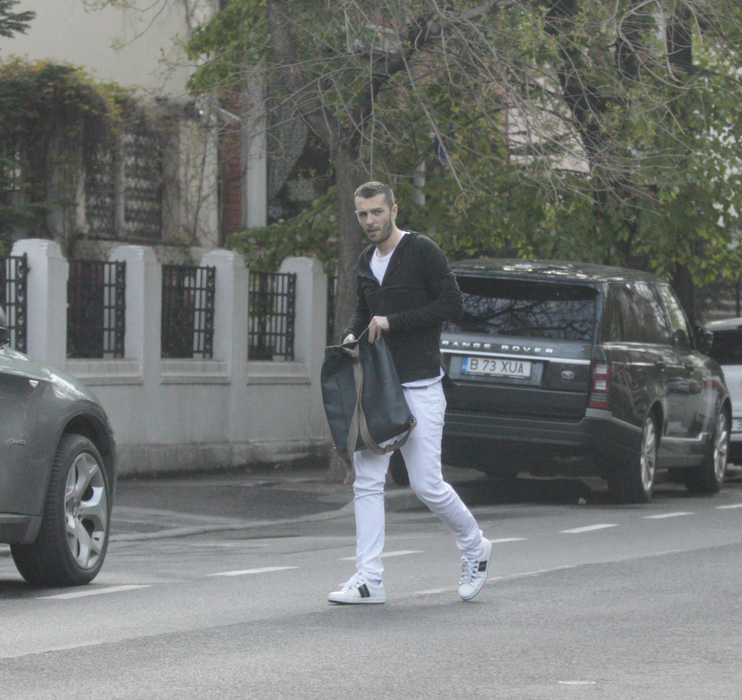 Matei Stratan, vizibil afectat după despărțirea de Mădălina Ghenea