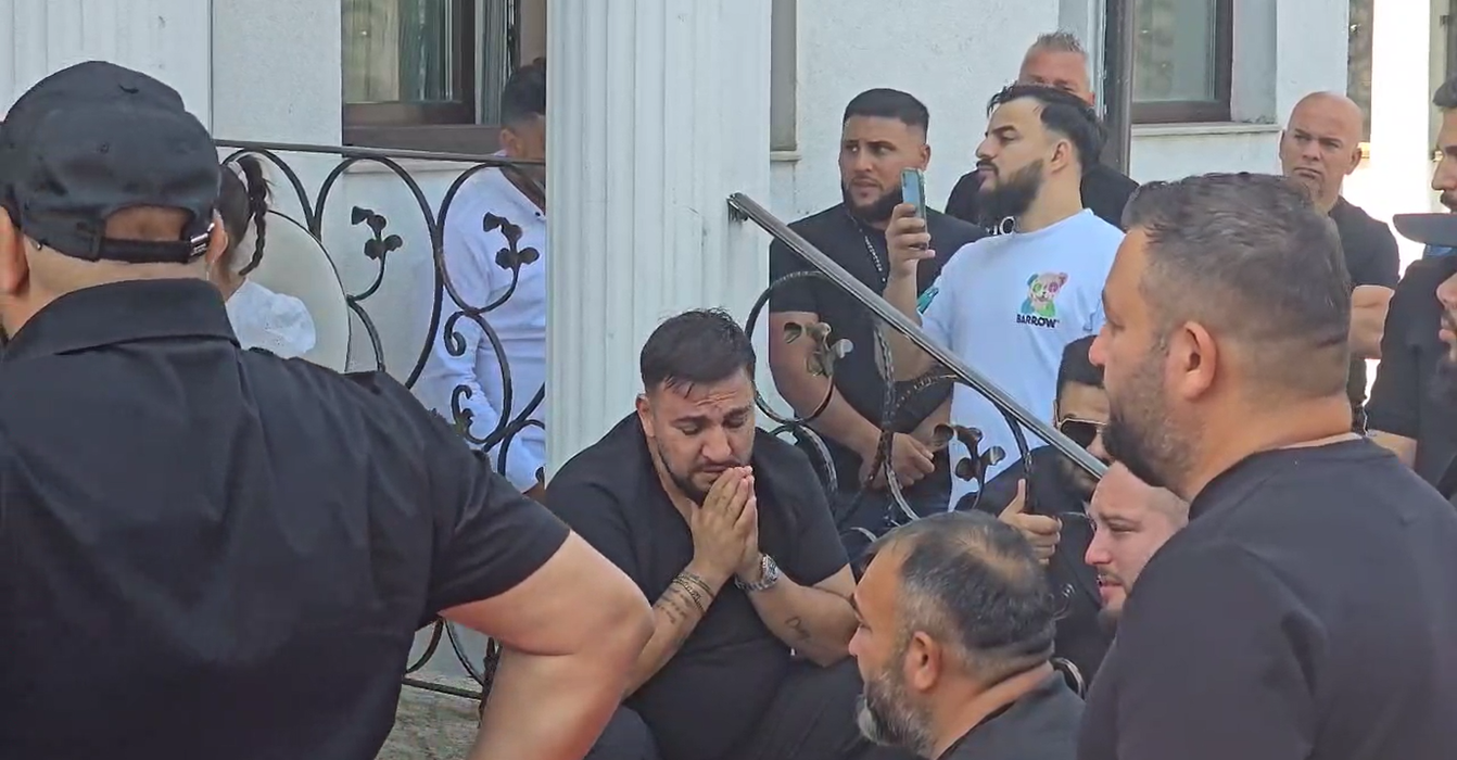 Ciprian Pian, condus pe ultimul drum! Imaginile durerii în 100 de fotografii