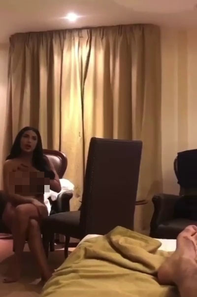 Daniela Crudu, complet dezbrăcată și dezinhibată