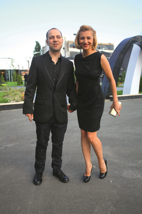 Cântăreaţa şi comediantul Dan Badea au divorţat în 2014, după doi ani de căsnicie