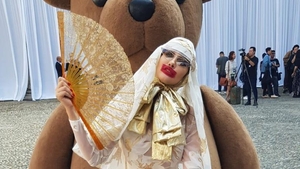 Cum a apărut Iulia Albu pe străzile din Milano! Toată lumea s-a uitat la ea