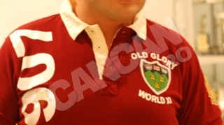 Paszkany si-a luat din Dubai tricou cu 1907