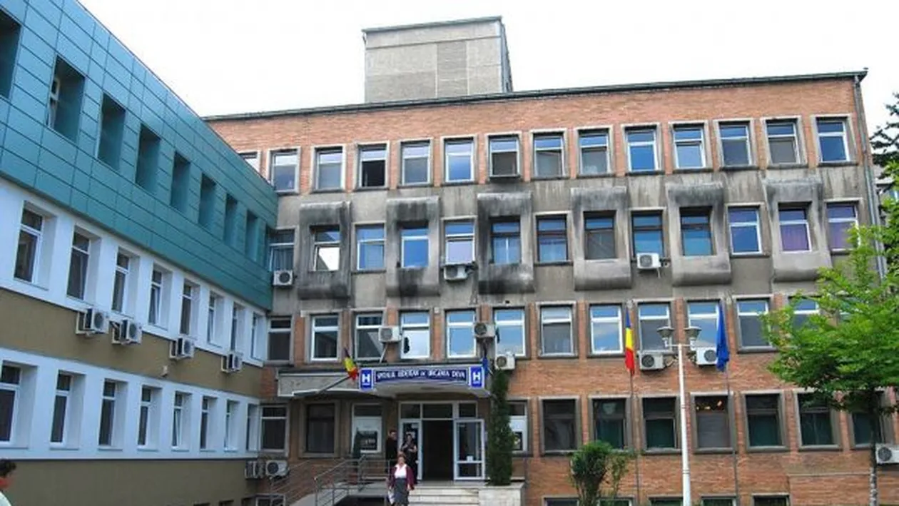 Un paznic de la spitalul Deva, dezvăluiri halucinante: Văd zilnic bătaia de joc față de bolnavi