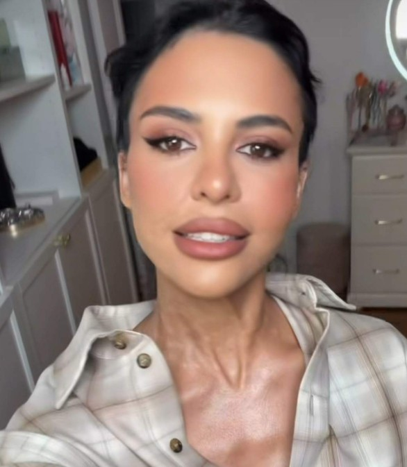 Andreea Popescu a stârnit îngrijorare cu ultima apariție! De unde sunt urmele de pe gât