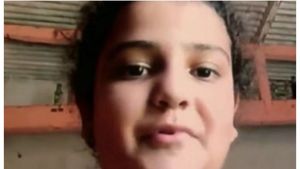 O să-ți dea lacrimile instant! Ce a scris o fetiță că își dorește de la Moș Crăciun