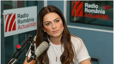 Alexandra Nechita, „Micuța Picasso”, este însărcinată pentru a doua oară. Cum arată, în costum de baie, cu burtica de gravidă la vedere. FOTO