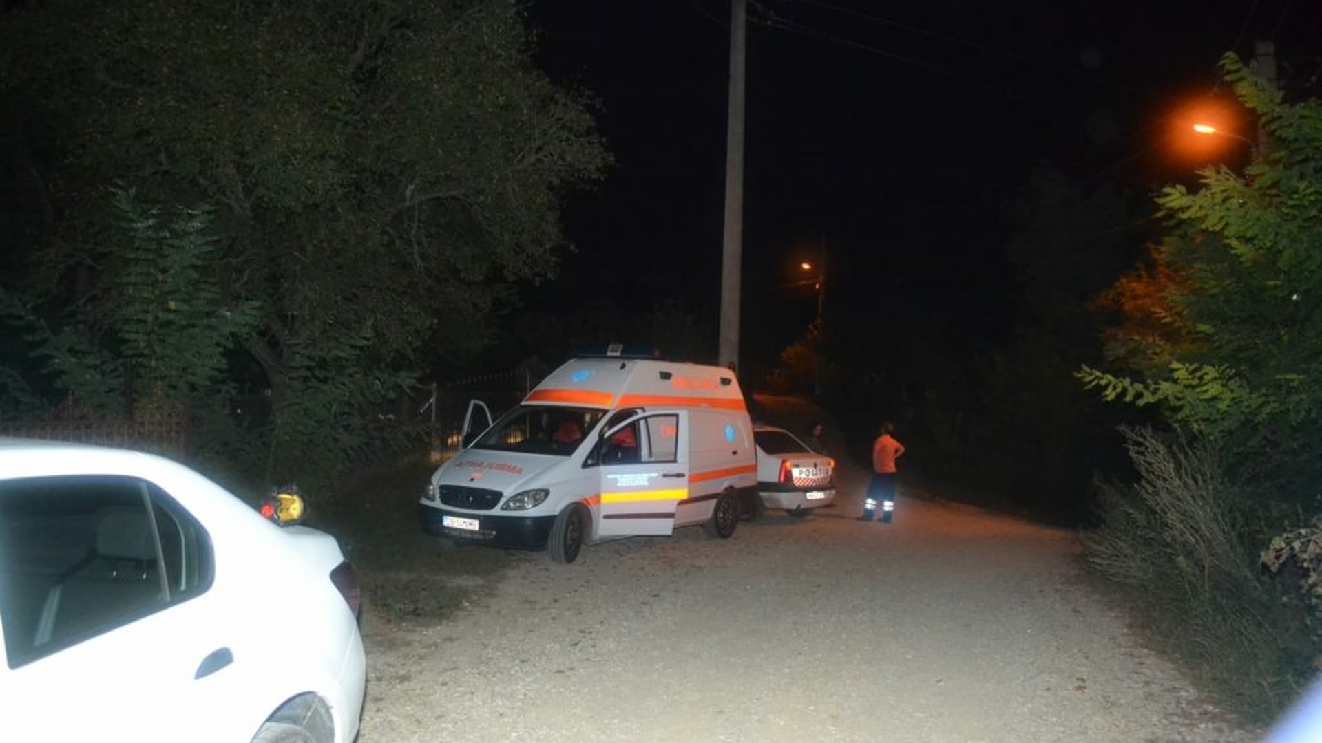 Tragedie în Dâmbovița! Ce a pățit o fată de 14 ani la ora 03:00 dimineața! Trupul fetei a fost preluat de Serviciul de Medicină Legală