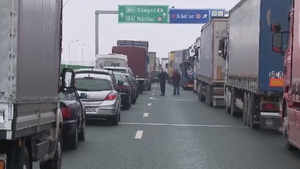 Un oraș din România a intrat în carantină! Se circulă cu declarație pe proprie răspundere