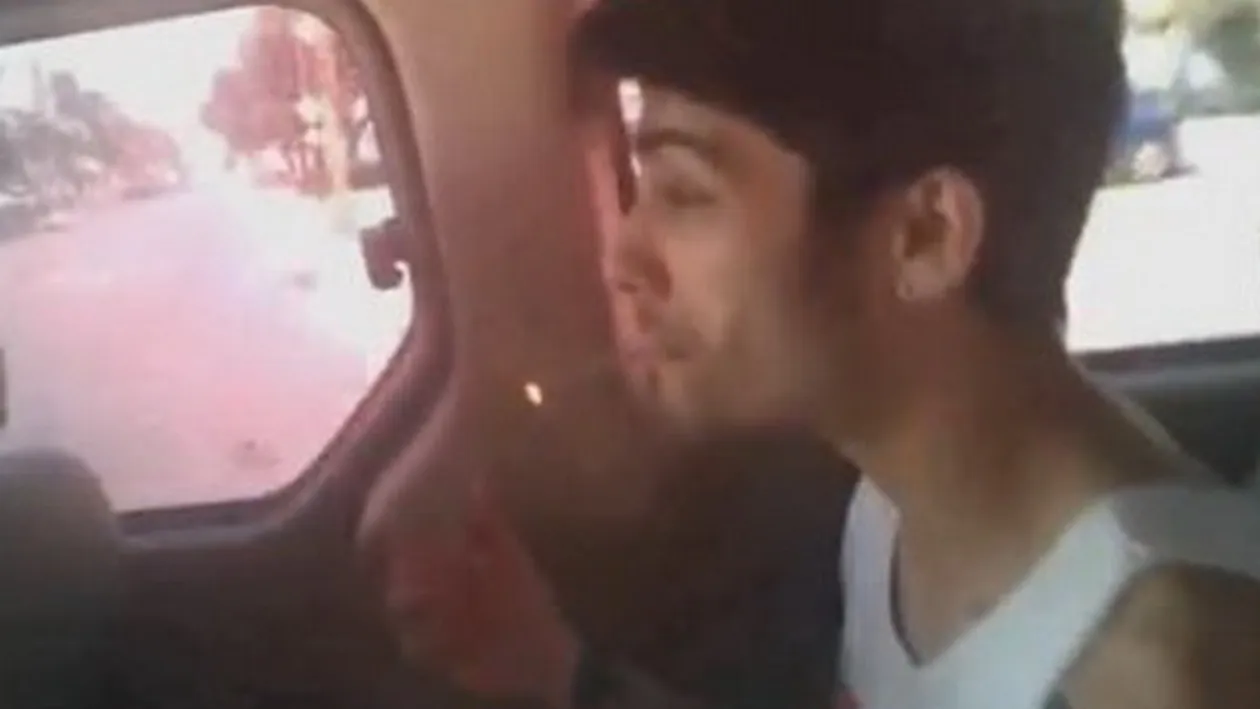 Milioane de fani din toata lumea sunt socati! Idolii adolescentilor FUMEAZA marijuana: Face parte din 'incalzirea' mea