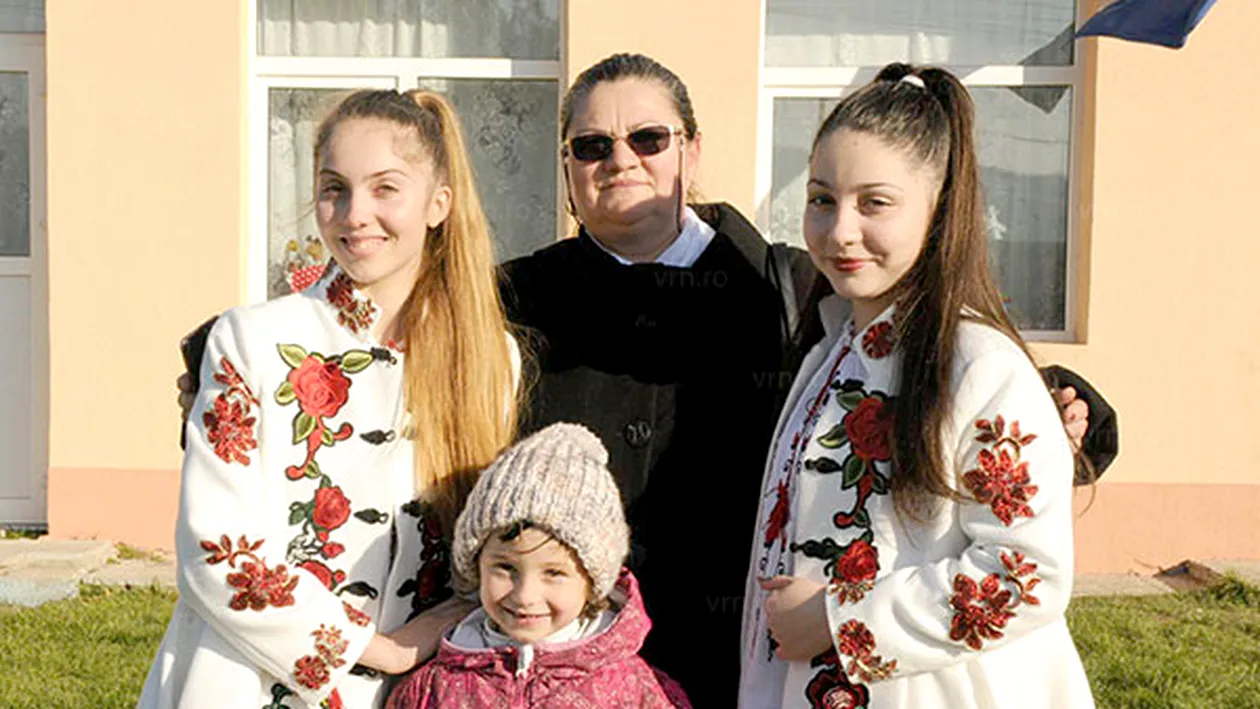 Nu a putut avea copii, astfel că a adoptat două fete! Povestea impresionantă a unei mame din județul Bacău. “Am fost la spital și...”