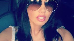 Oana Zăvoranu e foc şi pară pe ”bloggeriţe”. ”Nişte triste....”