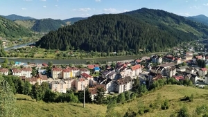 Orașul uriaș din România în care trăiesc doar 6.500 de oameni. Capitala este mult mai mică
