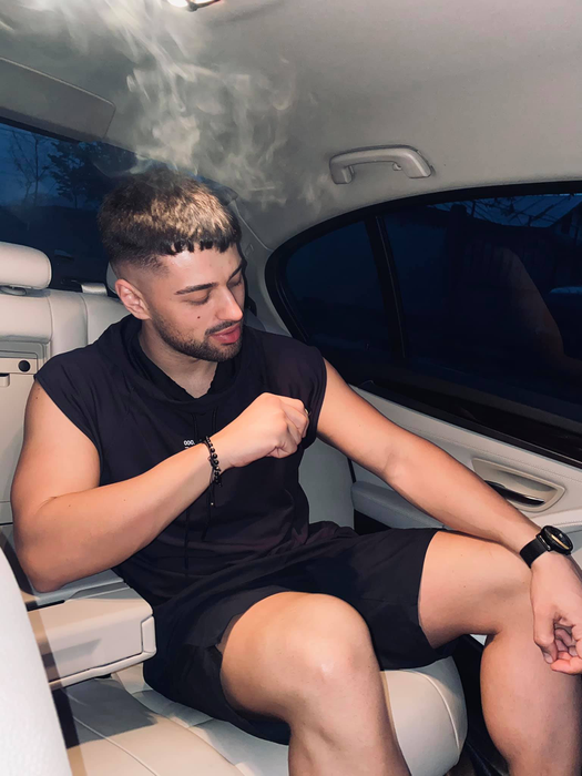 Cum arăta Teo Cosmin de la Insula iubirii 2025 pe vremea când nu avea fațete sau mușchi. Fanii Antena 1 nu l-ar fi recunoscut